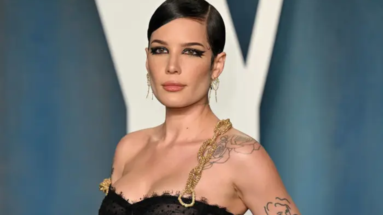 How old is halsey