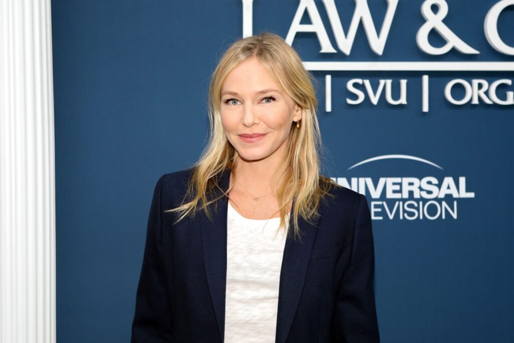 Kelli Giddish